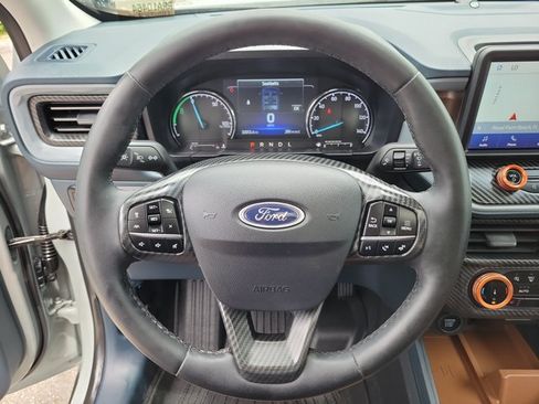 Certified 2024 Ford Maverick Lariat FWD image 26