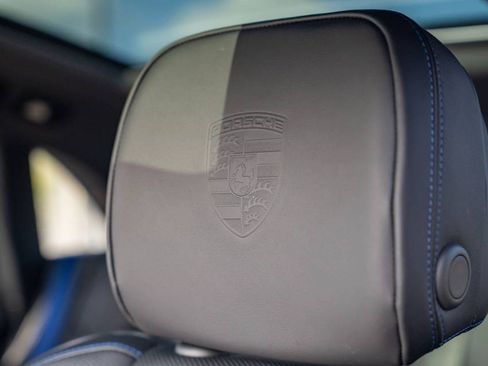 New 2026 Porsche Macan AWD/4WD image 14