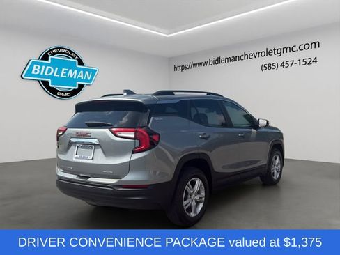 Used 2023 GMC Terrain SLE w/ Driver Convenience Package AWD/4WD image 8