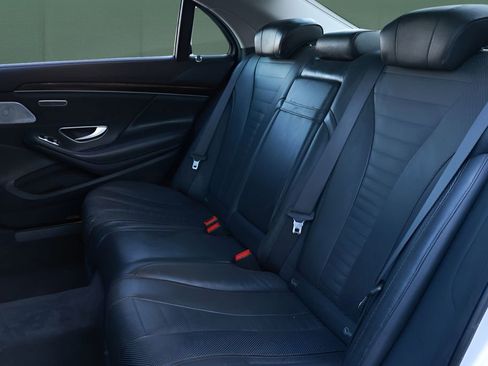 Used 2020 Mercedes-Benz S 560 4MATIC Sedan image 10