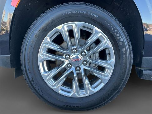 Used 2023 GMC Yukon XL SLT image 15
