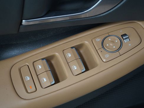 Used 2020 Hyundai Sonata SEL w/ Premium + Sunroof Package FWD image 21