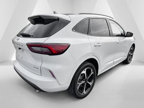 Used 2023 Ford Escape ST-Line Select image 7