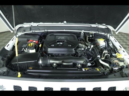 Used 2022 Jeep Wrangler Sport S image 15