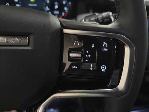 New 2026 Land Rover Discovery Sport Landmark AWD/4WD image 18