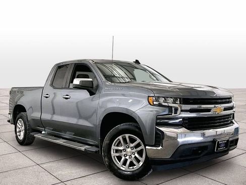 Used 2019 Chevrolet Silverado 1500 LT w/ All-Star Edition AWD/4WD image 2