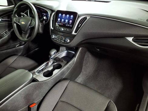 Used 2024 Chevrolet Malibu LT FWD image 12