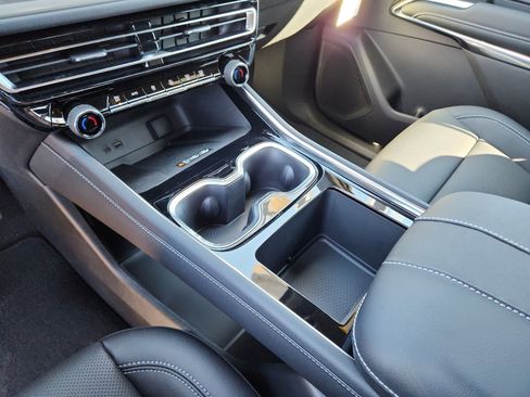 New 2026 Chevrolet Traverse LT image 19