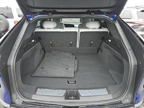 Used 2024 Cadillac Lyriq Sport image 18