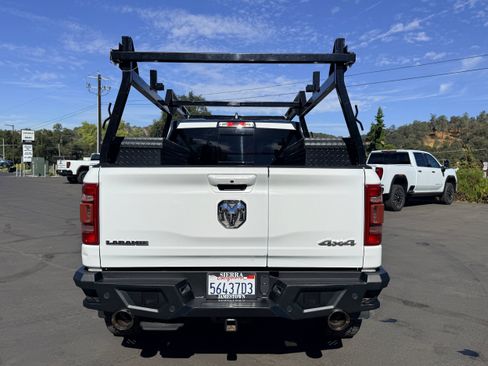 Used 2021 RAM 1500 Laramie AWD/4WD image 7