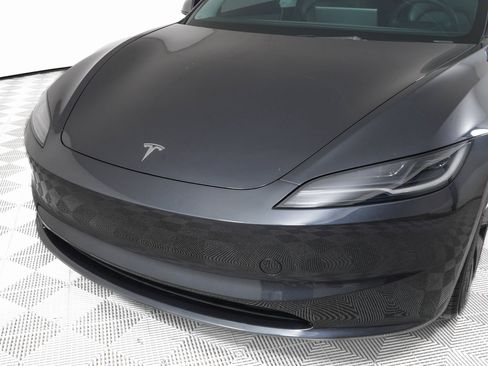 Used 2025 Tesla Model 3 Long Range image 35