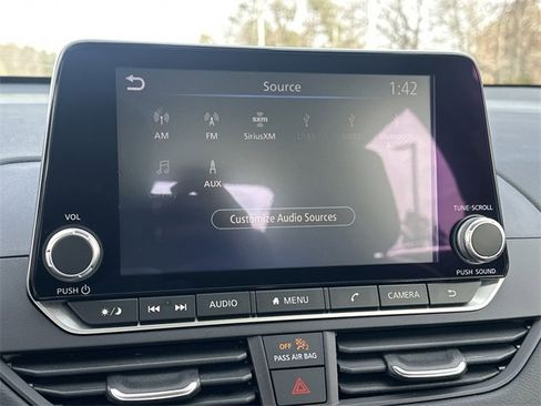 Certified 2025 Nissan Altima 2.5 S image 5