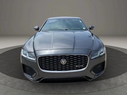 Used 2022 Jaguar XF R-Dynamic SE AWD/4WD image 18