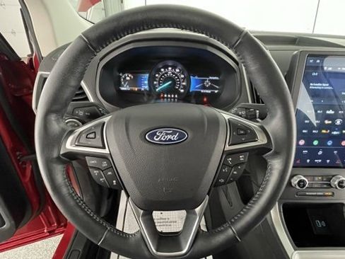 Used 2023 Ford Edge SEL w/ Convenience Package image 37