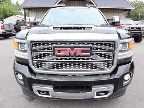 Used 2018 GMC Sierra 3500 Denali w/ Duramax Plus Package AWD/4WD image 2