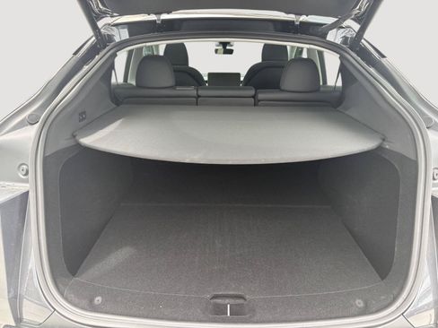 Used 2026 Tesla Model Y AWD image 10