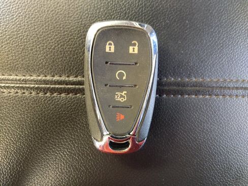 Used 2024 Chevrolet Malibu LT FWD image 32