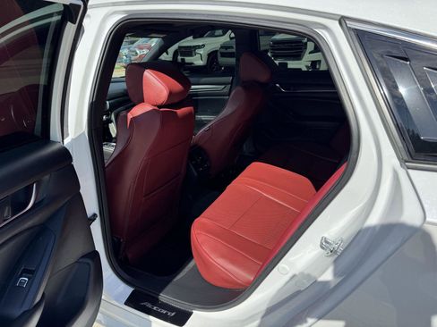 Used 2022 Honda Accord Sport image 7