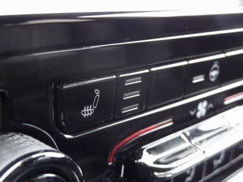 Used 2023 Jeep Grand Cherokee Limited image 13