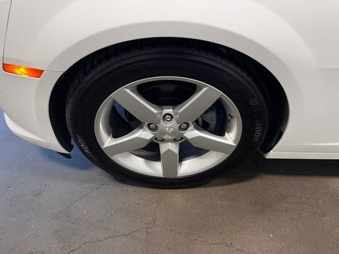 Used 2015 Chevrolet Camaro LT RWD image 22