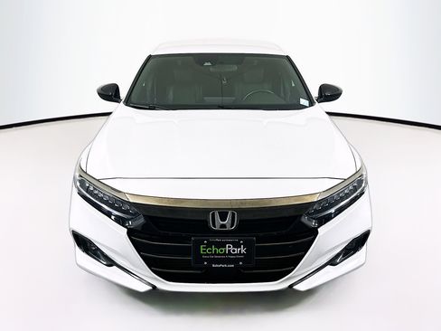 Used 2022 Honda Accord Sport image 2