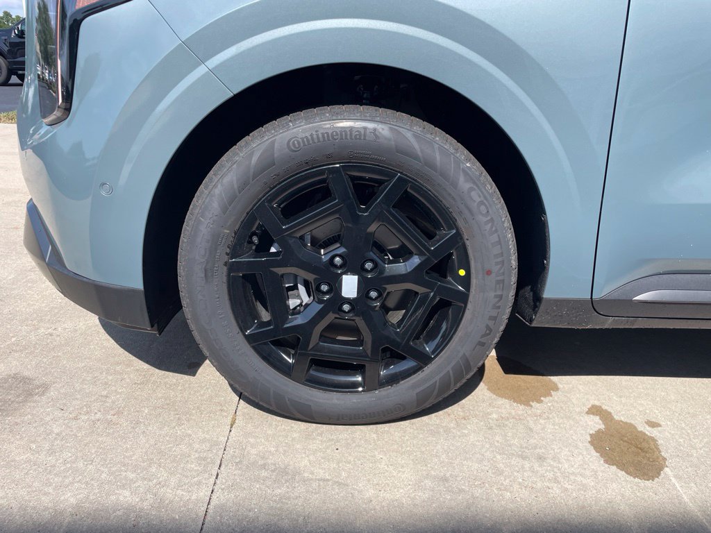 New 2027 Kia Carnival SX FWD image 18