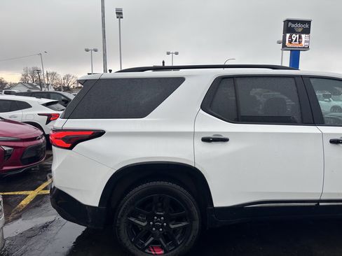 Used 2023 Chevrolet Traverse Premier w/ Redline Edition image 8