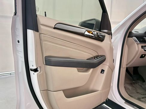 Used 2014 Mercedes-Benz ML 350 ML350 4MATIC image 17