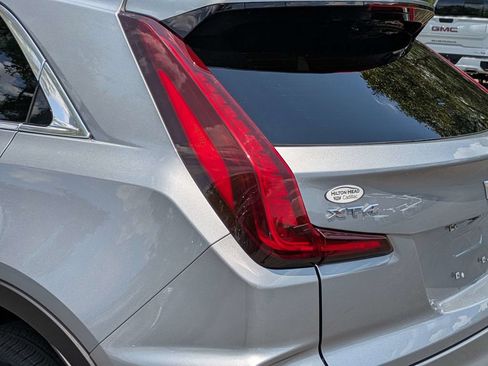 Used 2024 Cadillac XT4 Premium Luxury FWD image 14