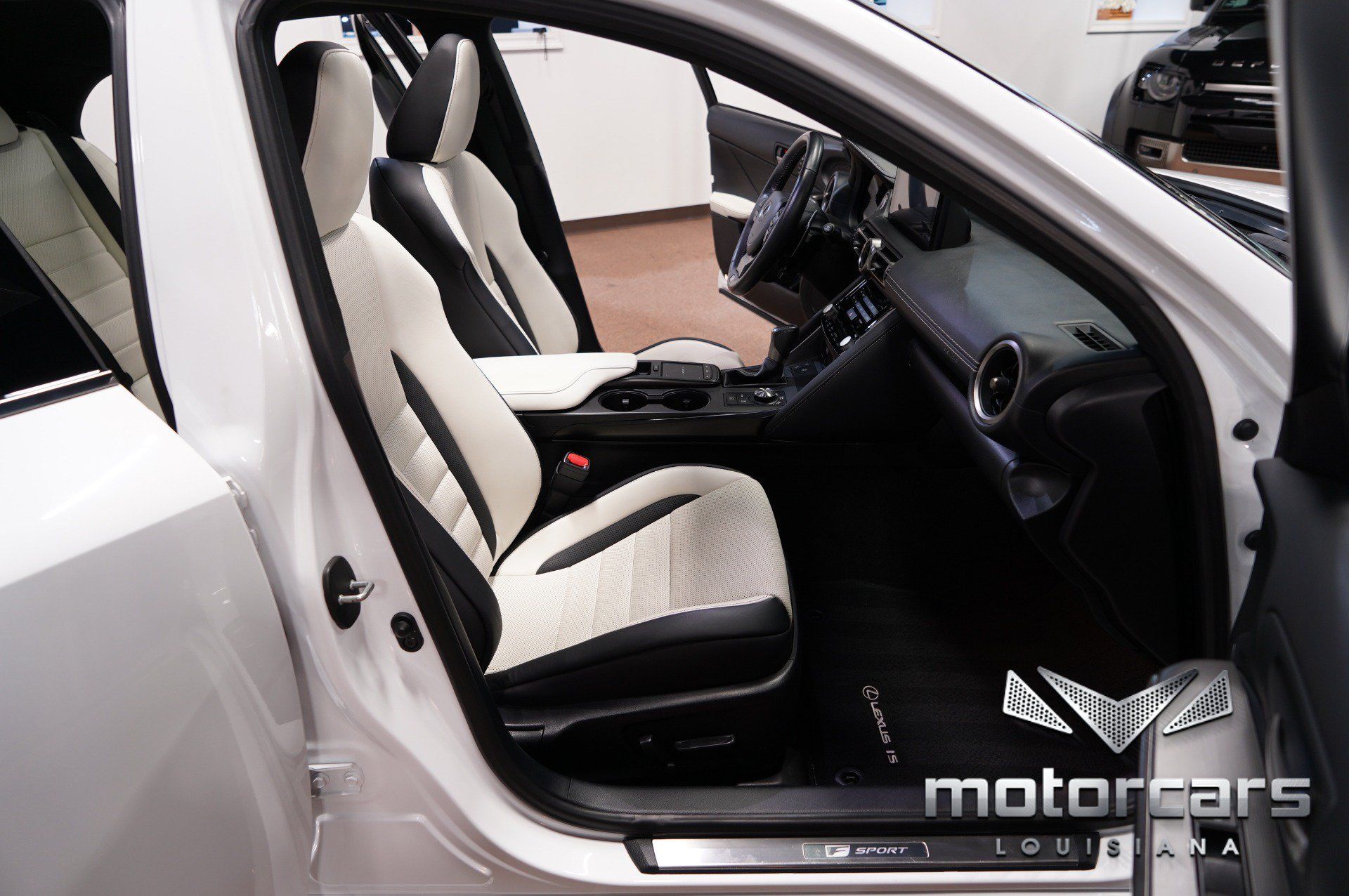 Used 2022 Lexus IS 350 F Sport RWD image 31