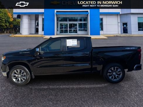 Certified 2024 Chevrolet Silverado 1500 LT AWD/4WD image 8
