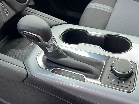 New 2025 Chevrolet Blazer LT w/ Convenience Package image 20