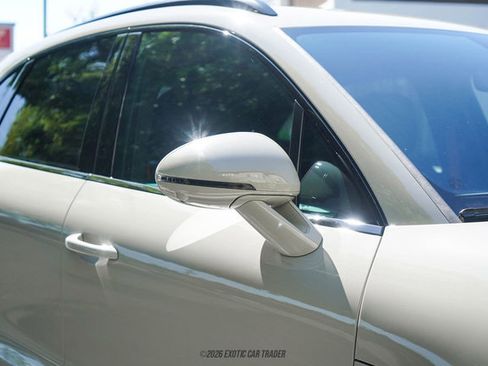 Used 2025 Porsche Macan GTS image 71