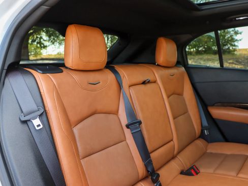 Used 2023 Cadillac XT4 Sport FWD image 19