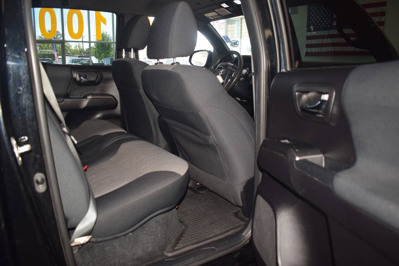 Used 2020 Toyota Tacoma TRD Off-Road AWD/4WD image 17