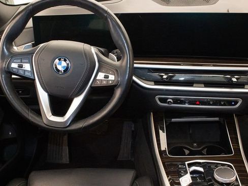 Used 2025 BMW X5 xDrive50e image 16