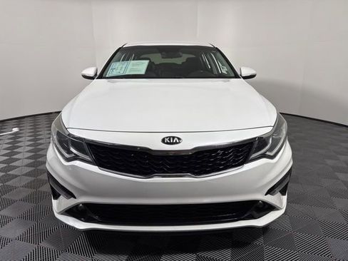 Used 2020 Kia Optima S image 9