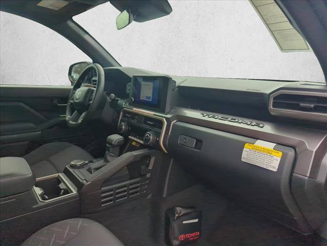 Certified 2026 Toyota Tacoma SR5 AWD/4WD image 23