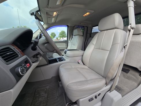 Used 2008 Chevrolet Silverado 1500 LTZ w/ Safety Package RWD image 28
