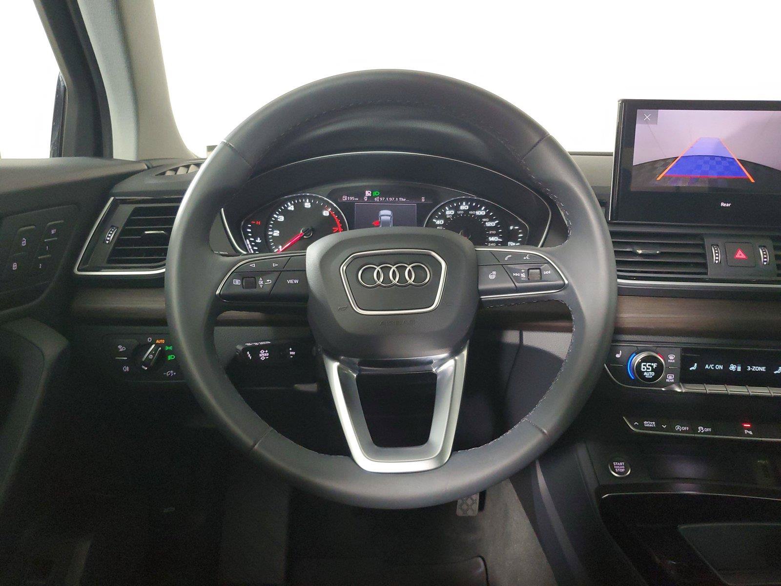 Used 2023 Audi Q5 2.0T Premium AWD/4WD image 16