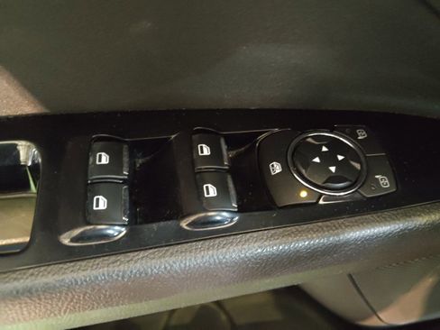 Used 2015 Ford Fusion SE w/ Equipment Group 201A image 27