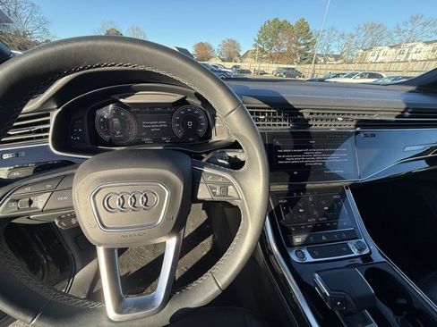 Used 2025 Audi Q7 3.0T Premium Plus image 22