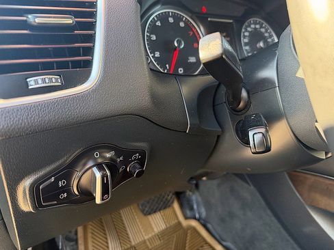 Used 2014 Audi Q5 2.0T Premium Plus w/ Premium Plus Package image 14