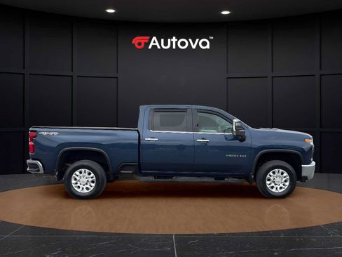 Used 2021 Chevrolet Silverado 2500 LTZ w/ LTZ Plus Package AWD/4WD image 6