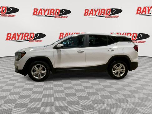 Used 2024 GMC Terrain SLE FWD image 5