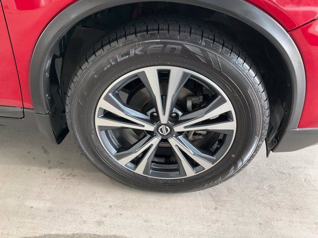 Used 2017 Nissan Rogue SL w/ SL Premium Package FWD image 28