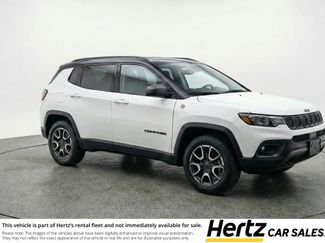 Used 2025 Jeep Compass Trailhawk w/ Trailer Tow Group video 1
