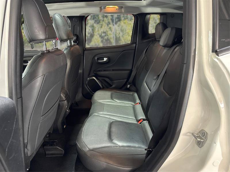 Used 2019 Jeep Renegade Limited AWD/4WD image 10