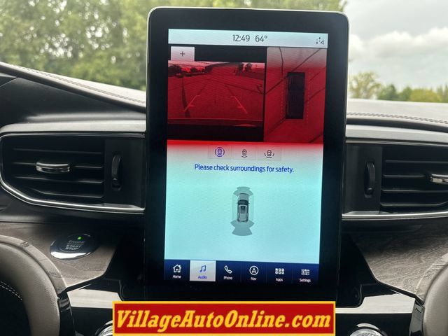 Used 2021 Ford Explorer Platinum w/ Equipment Group 601A AWD/4WD image 22
