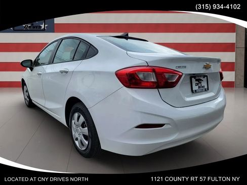 Used 2016 Chevrolet Cruze LS FWD image 6